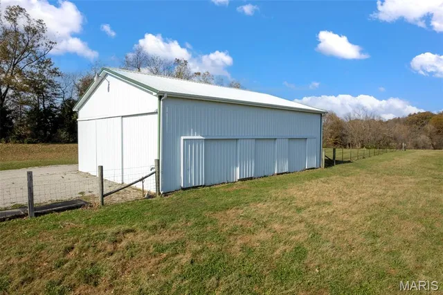 $949,000 | 3065 County Road 638, Cape Girardeau, MO 63701