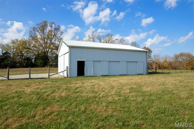 $949,000 | 3065 County Road 638, Cape Girardeau, MO 63701