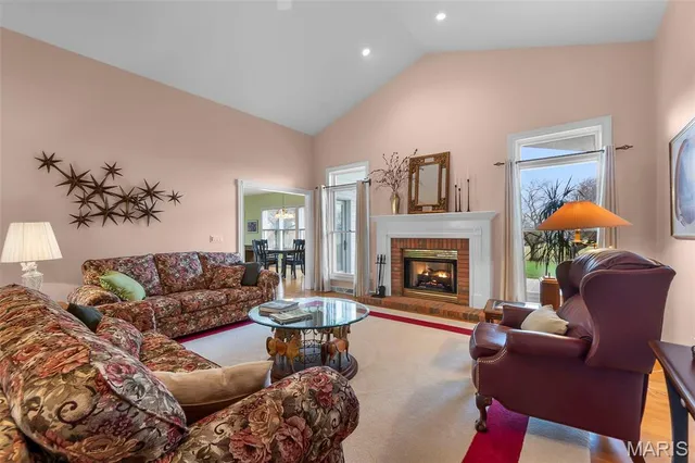 $824,900 | 3065 County Road 638, Cape Girardeau, MO 63701