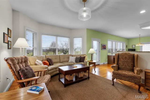 $824,900 | 3065 County Road 638, Cape Girardeau, MO 63701