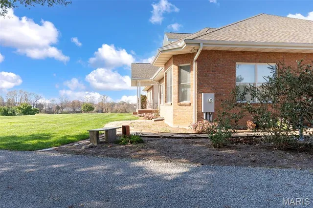 $949,000 | 3065 County Road 638, Cape Girardeau, MO 63701