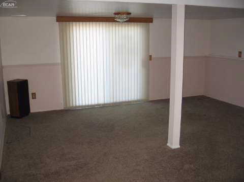 6473 North Oak Road Davison, MI 48423 - Photo 15 of 15 20452464-14.JPG