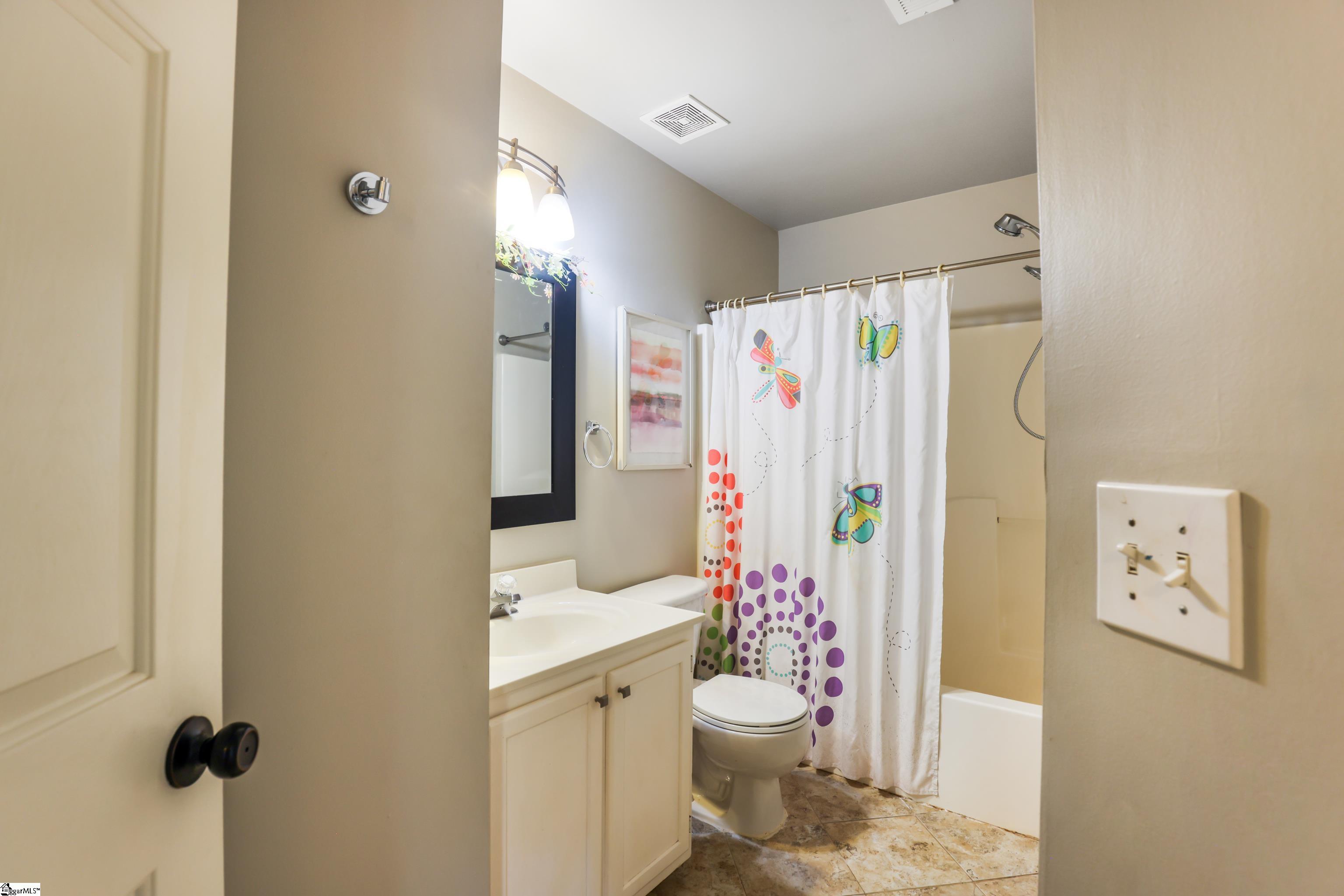 8 Renforth Road Simpsonville, SC 29681 - Photo 17 of 36 Gallery Image 17