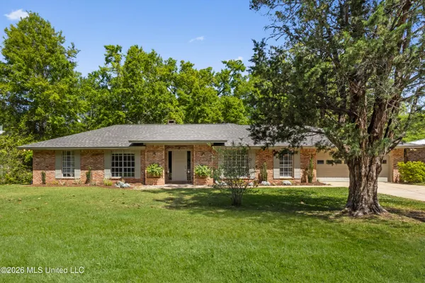 $729,000 | 1407 Hellmers Lane, Ocean Springs, MS 39564