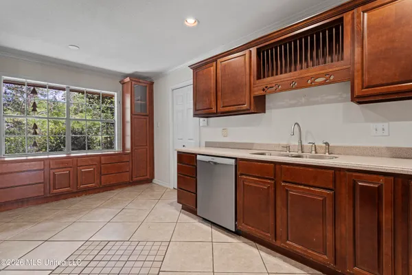 $729,000 | 1407 Hellmers Lane, Ocean Springs, MS 39564