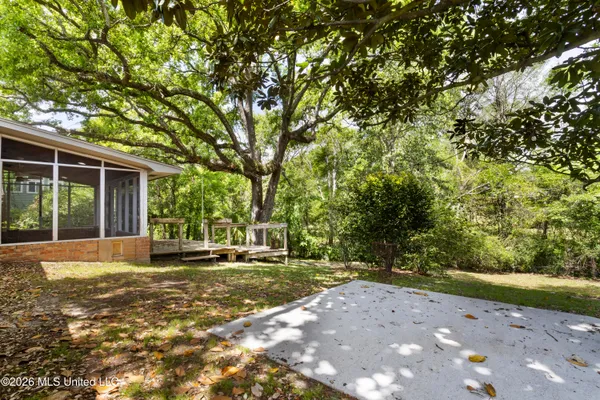 $729,000 | 1407 Hellmers Lane, Ocean Springs, MS 39564