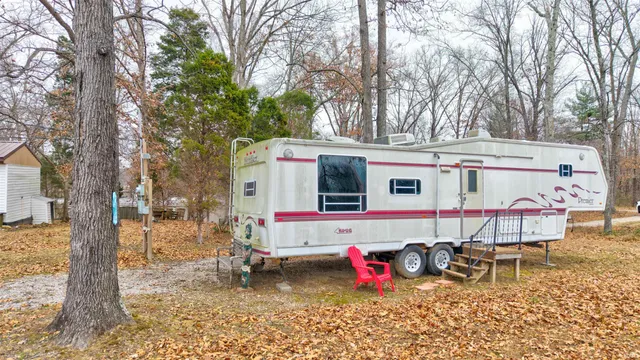 $135,900 | 12733 Yellowbanks Trail, Dale, IN 47523