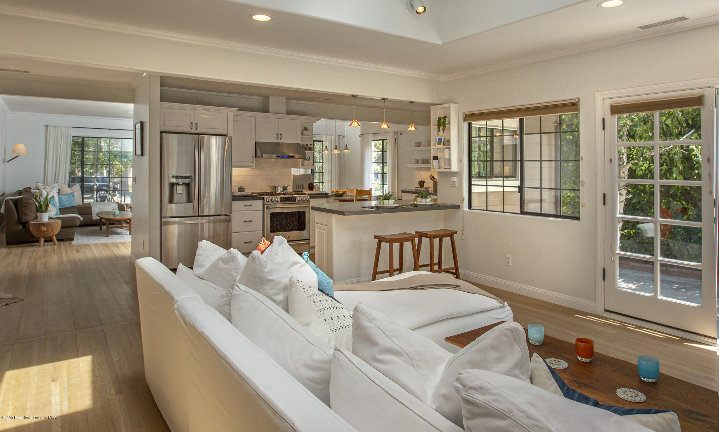 4557 Viro Road La Canada Flintridge, CA 91011 - Photo 18 of 43 25