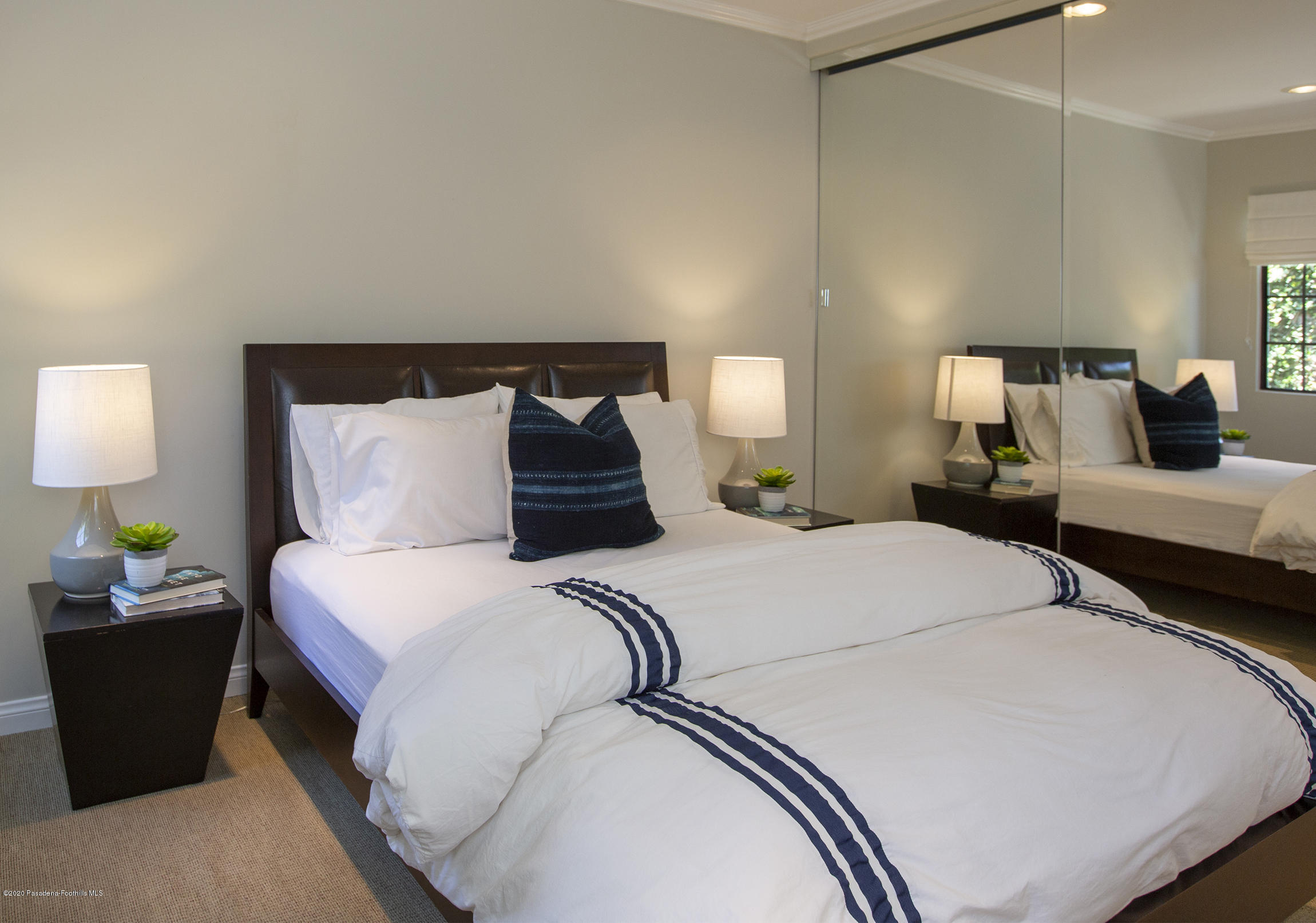 4557 Viro Road La Canada Flintridge, CA 91011 - Photo 22 of 43 34