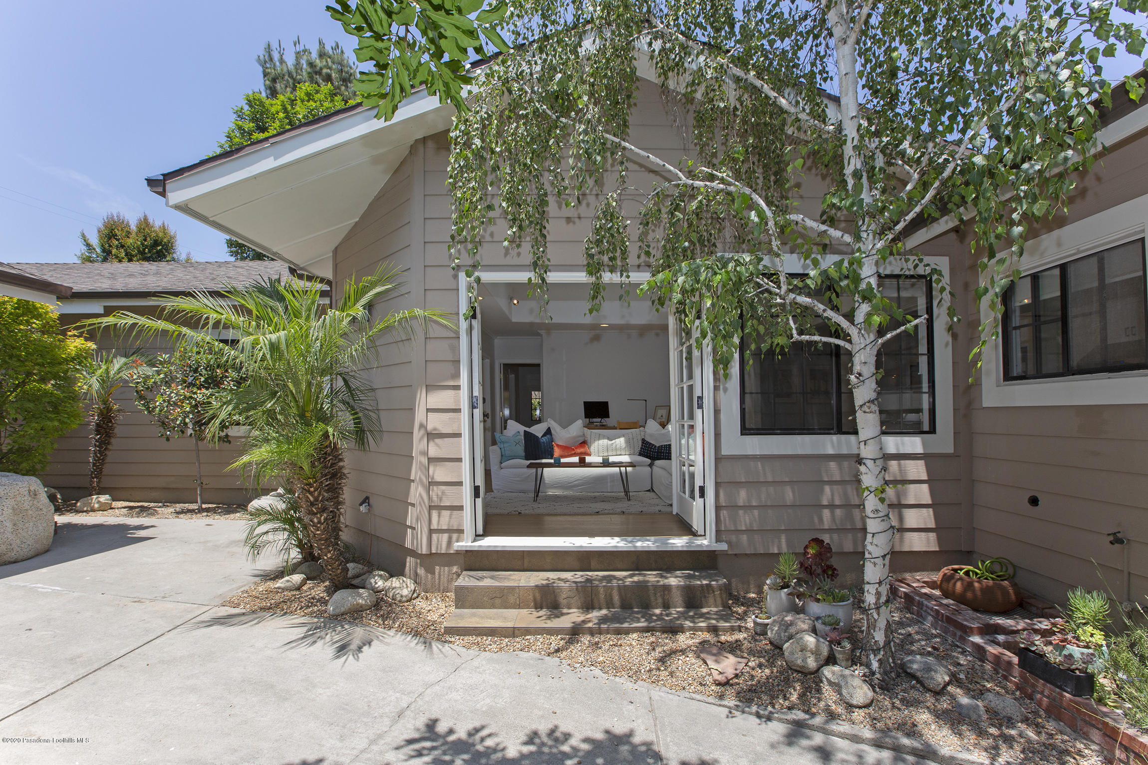 4557 Viro Road La Canada Flintridge, CA 91011 - Photo 41 of 43 52