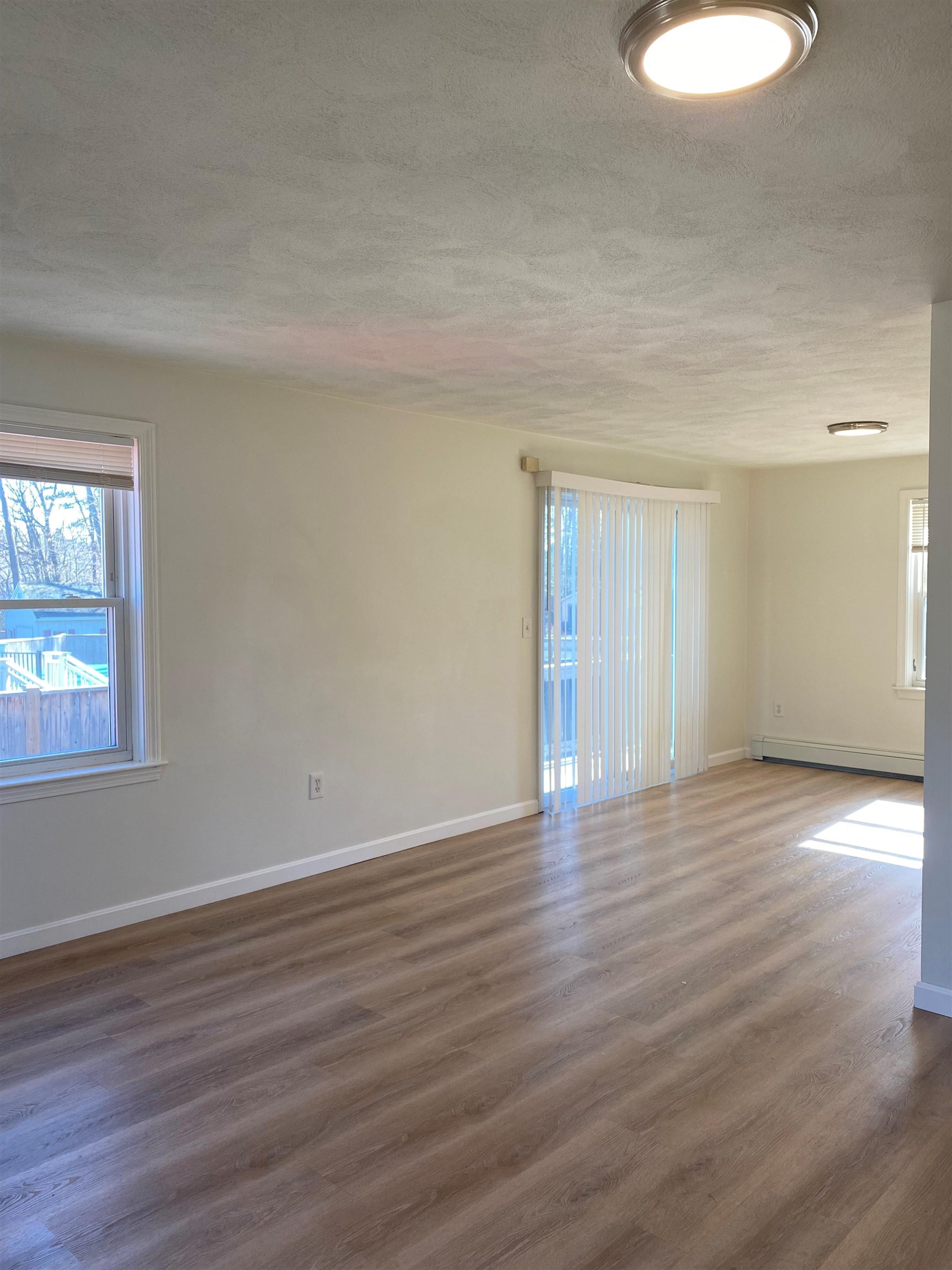 1 L Phillip Road Derry, NH 03038 - Photo 2 of 14