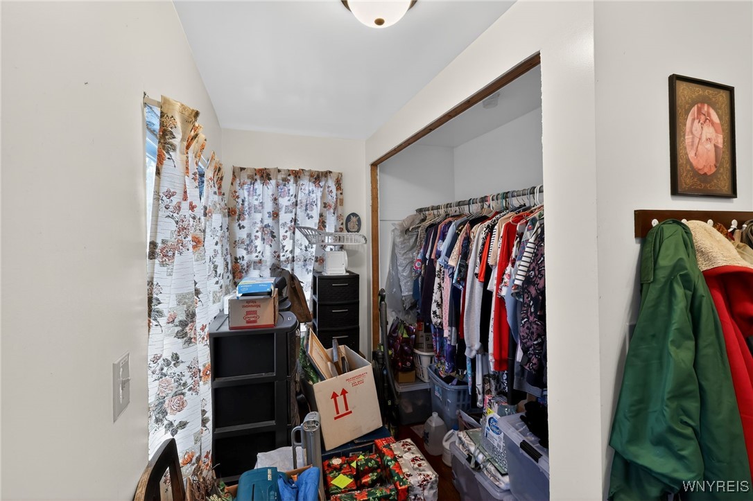 2125 Lake Road Porter, NY 14174 - Photo 20 of 27