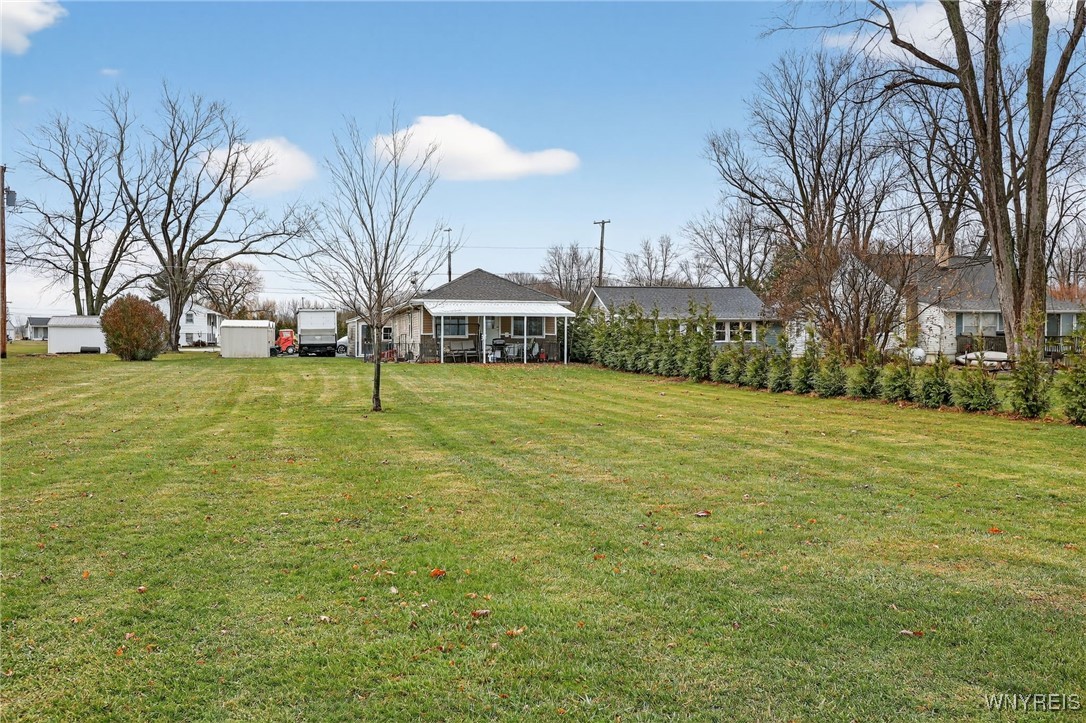 2125 Lake Road Porter, NY 14174 - Photo 4 of 27