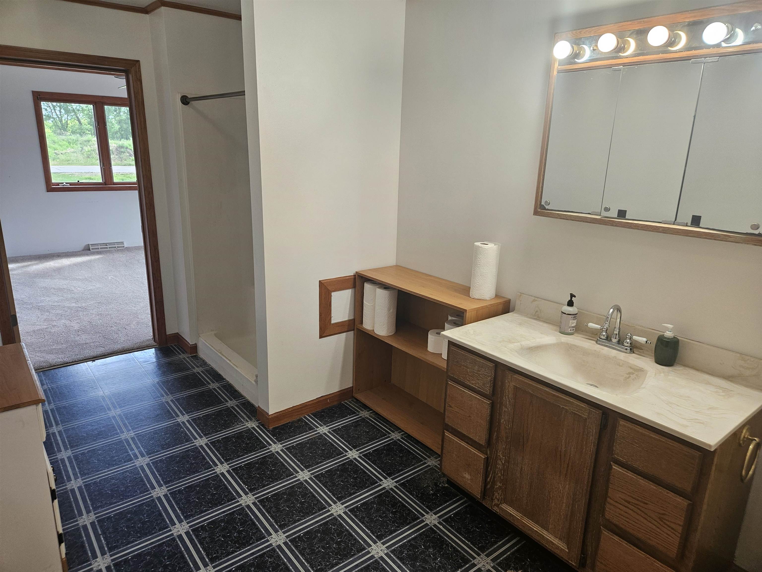 6904 East Buckeye Road Madison, WI 53718 - Photo 4 of 42