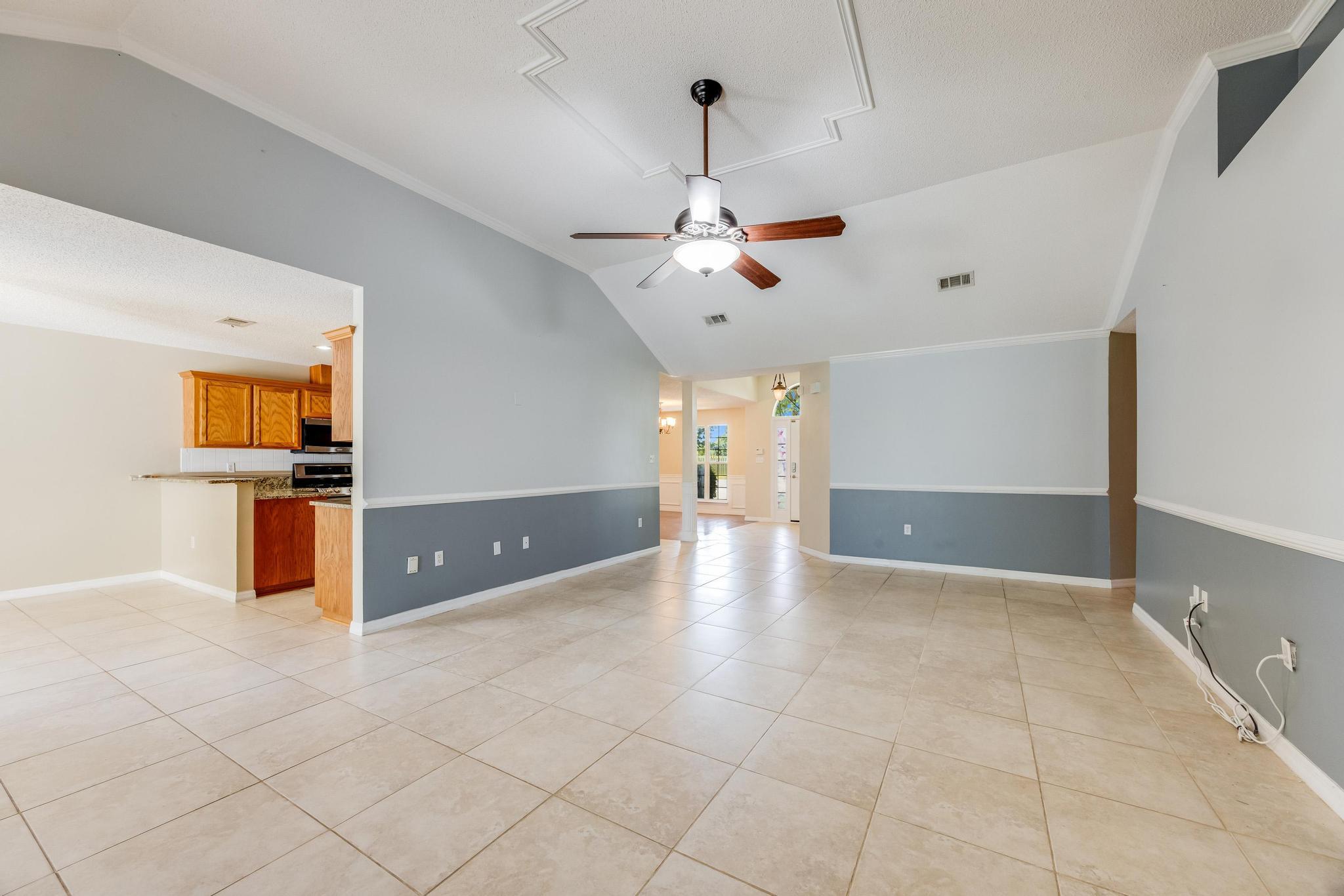 927 Maracel Loop Crestview, FL 32536 - Photo 43 of 45 Gallery Image 43