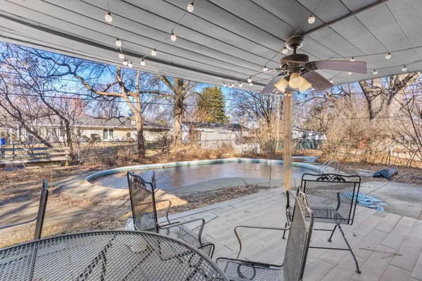 $230,000 | 918 Mayfair Place, Rockford, IL 61107