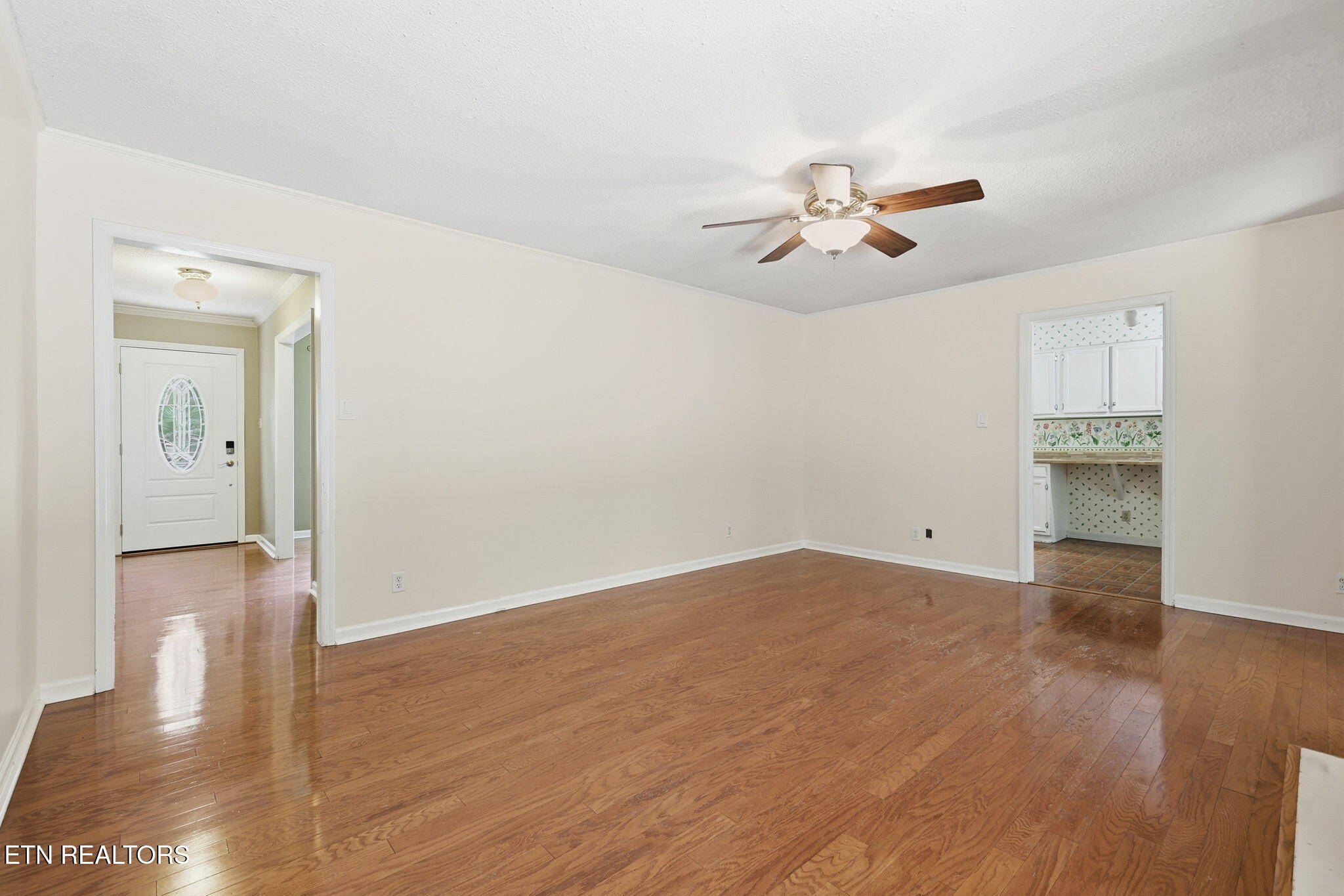 211 Connors Circle Oak Ridge, TN 37830 - Photo 34 of 56 35-web-or-mls-3F1A8700