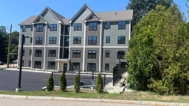 $419,900 | 725-727 Central Avenue, Unit LL03, Dover, NH 03820