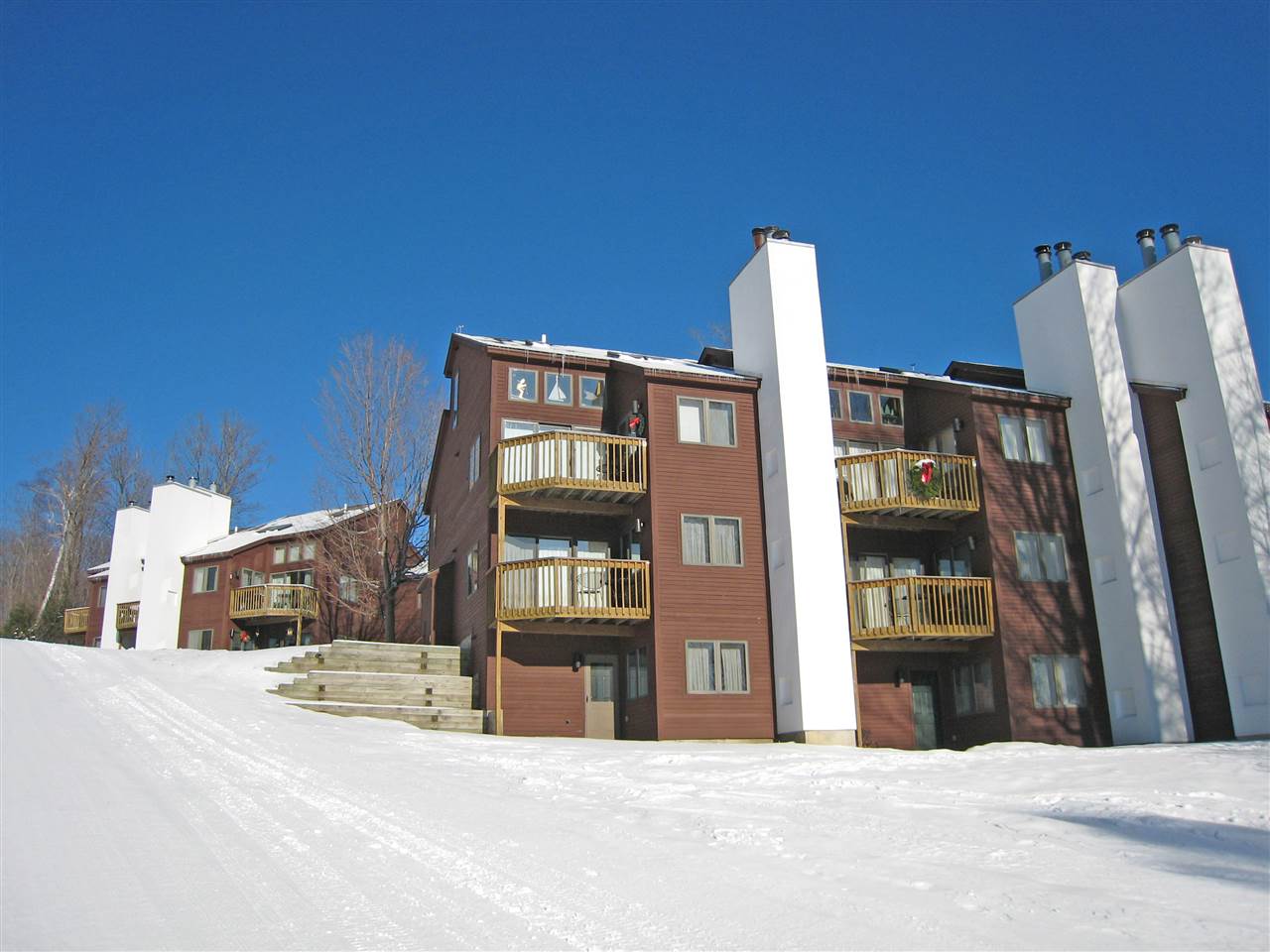 45 Kettlebrook Road, Unit J2 Ludlow, VT 05149 - Photo 1 of 24 Gallery Image 1