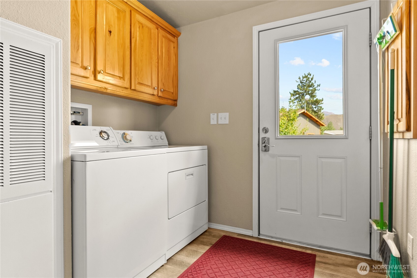 88 Horizon View Winthrop, WA 98862 - Photo 34 of 40 a utility room with dryer and washer