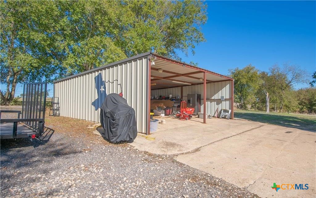 12802 County Line Road Rogers, TX 76569 - Photo 25 of 34