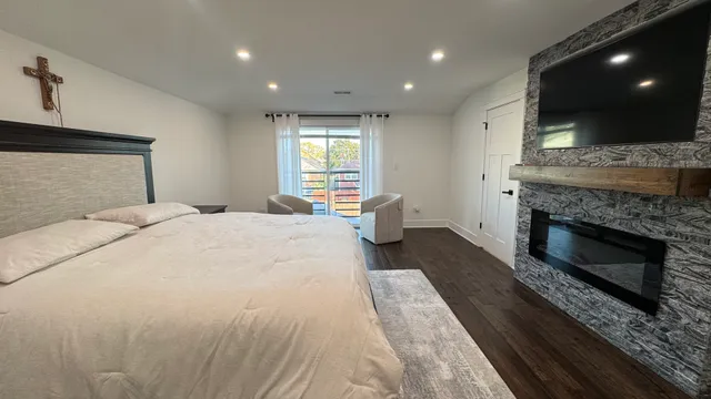 $559,500 | 1739 North 24th Avenue, Melrose Park, IL 60160