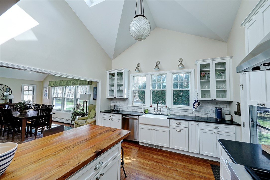11 Briarfield Road Barrington, RI 02806 - Photo 13 of 50 Gallery Image 13