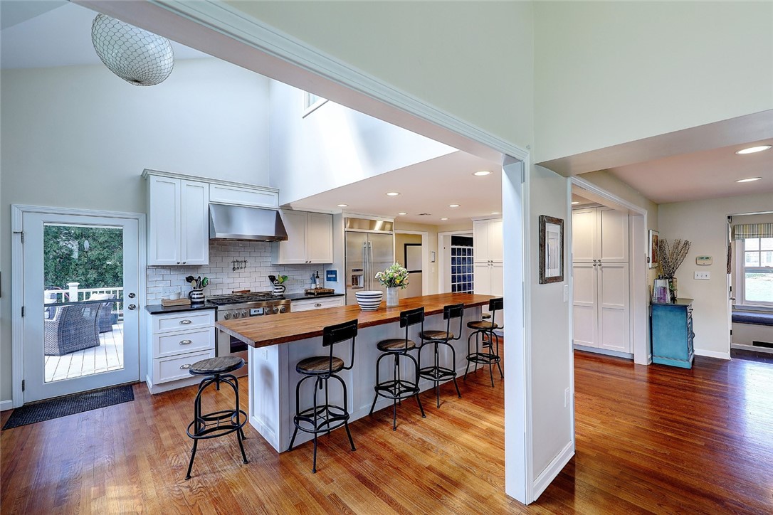 11 Briarfield Road Barrington, RI 02806 - Photo 17 of 50 Gallery Image 17