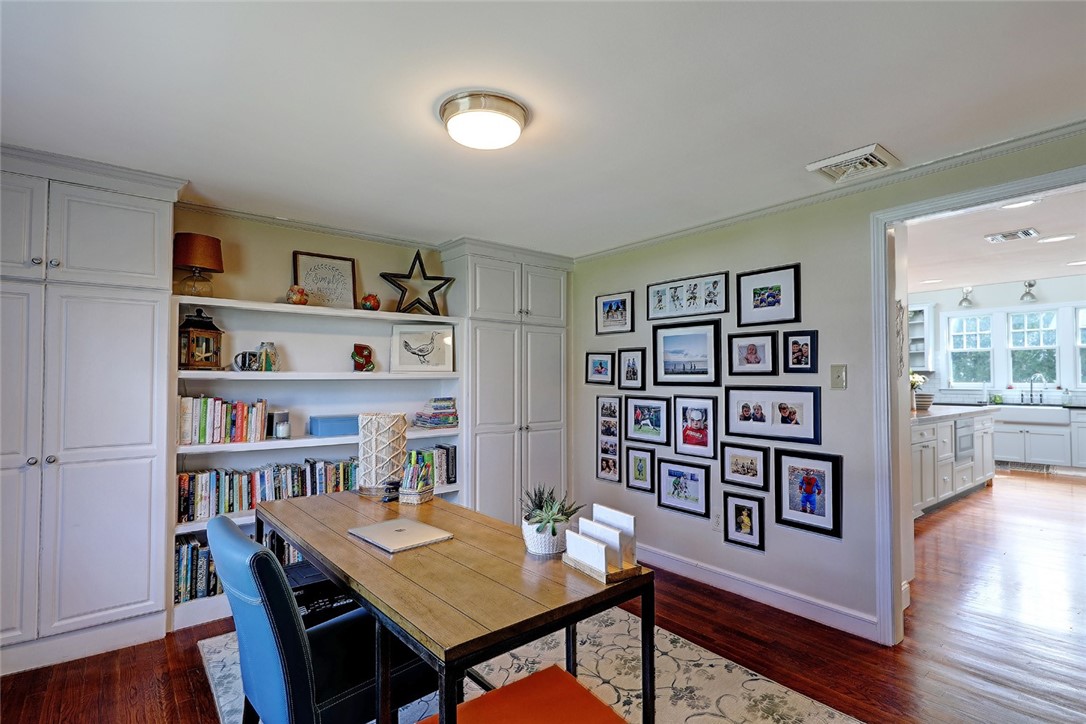 11 Briarfield Road Barrington, RI 02806 - Photo 27 of 50 Gallery Image 27