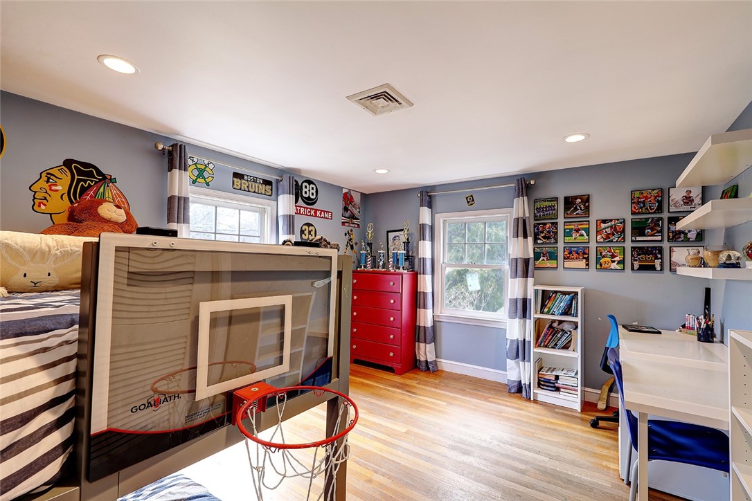 11 Briarfield Road Barrington, RI 02806 - Photo 36 of 50 Gallery Image 36