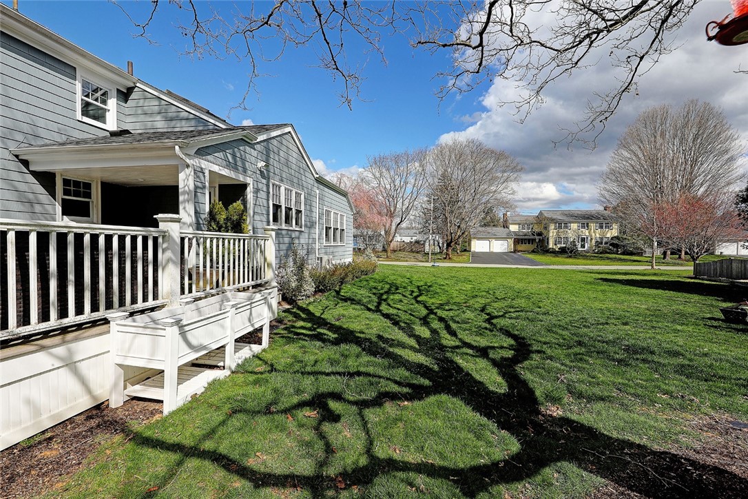 11 Briarfield Road Barrington, RI 02806 - Photo 45 of 50 Gallery Image 45