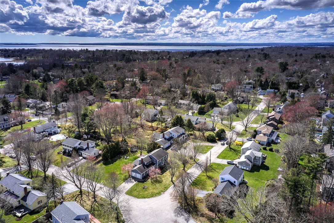 11 Briarfield Road Barrington, RI 02806 - Photo 50 of 50 Gallery Image 50