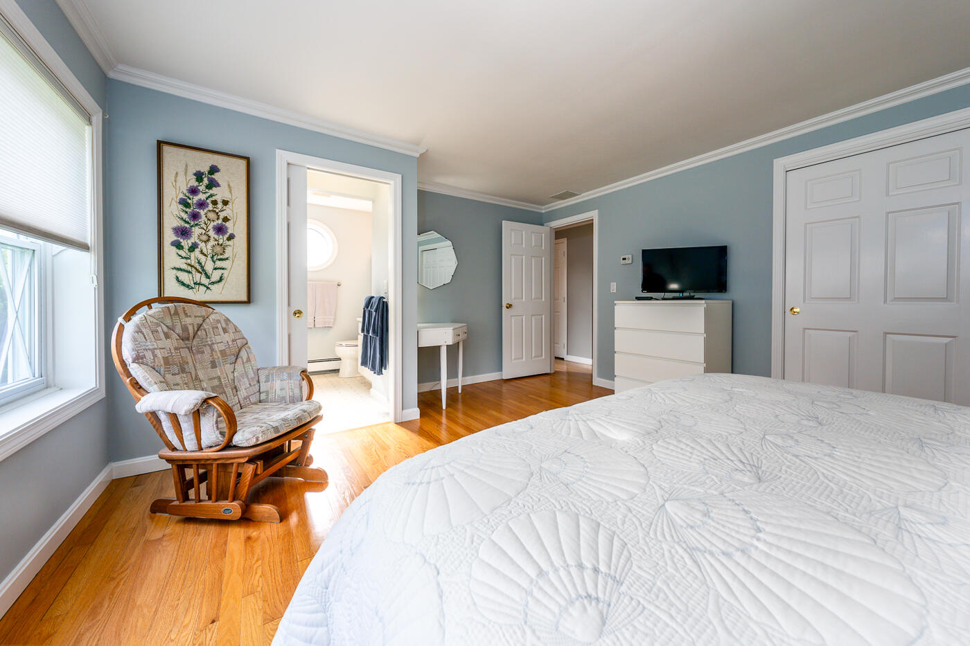 41 Joyce Anne Road Centerville, MA 02632 - Photo 19 of 33 a bedroom with furniture and a flat screen tv