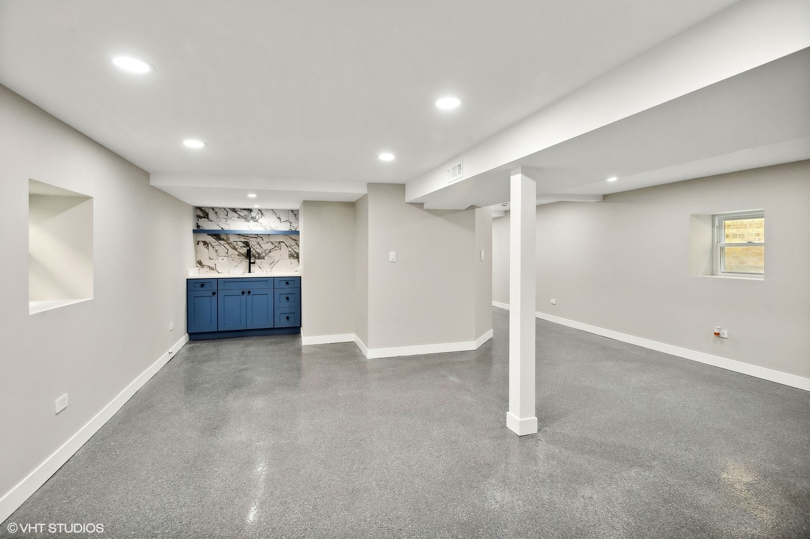 2949 North Rutherford Avenue Chicago, IL 60634 - Photo 11 of 23 a view of an empty room with a window