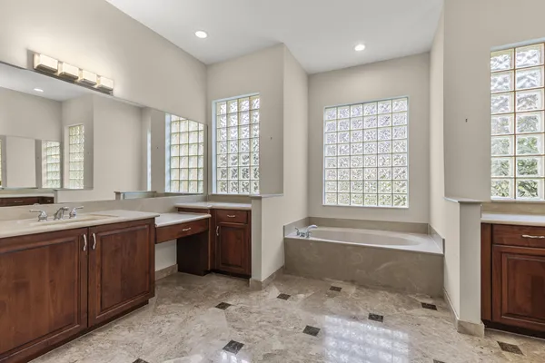 $849,900 | 6966 Great Falls Circle, Boynton Beach, FL 33437