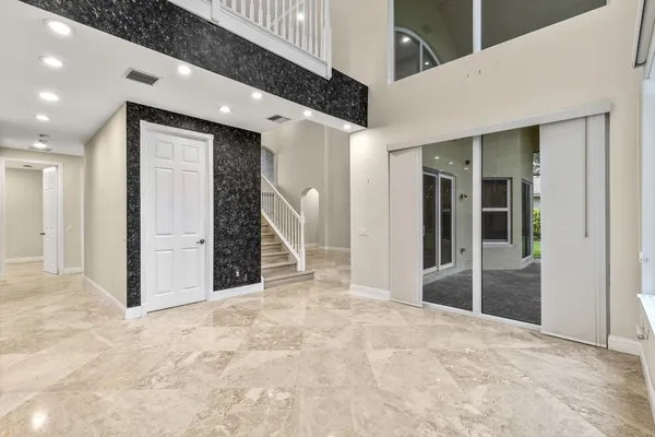 $849,900 | 6966 Great Falls Circle, Boynton Beach, FL 33437