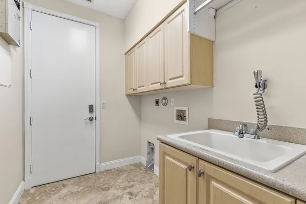 $849,900 | 6966 Great Falls Circle, Boynton Beach, FL 33437