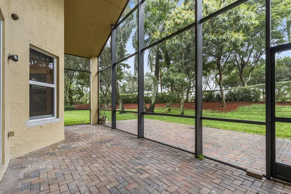 $849,900 | 6966 Great Falls Circle, Boynton Beach, FL 33437