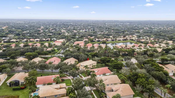 $849,900 | 6966 Great Falls Circle, Boynton Beach, FL 33437