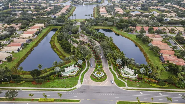 $849,900 | 6966 Great Falls Circle, Boynton Beach, FL 33437