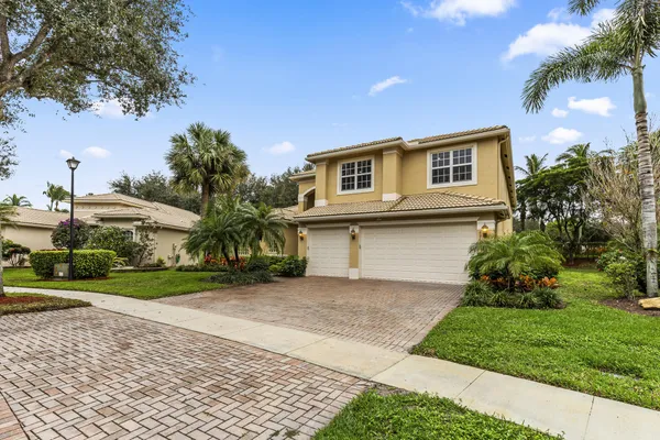 $849,900 | 6966 Great Falls Circle, Boynton Beach, FL 33437