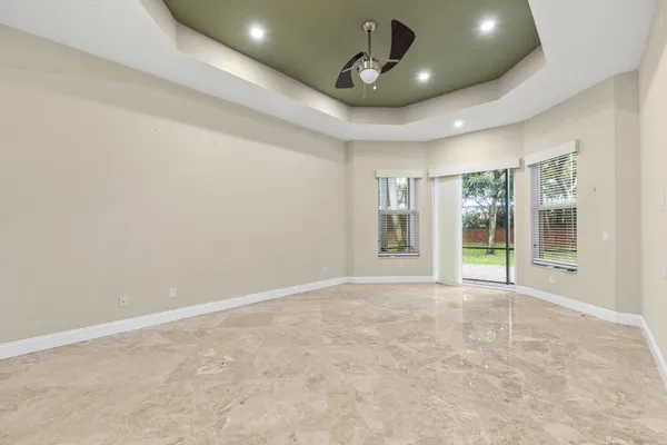 $849,900 | 6966 Great Falls Circle, Boynton Beach, FL 33437