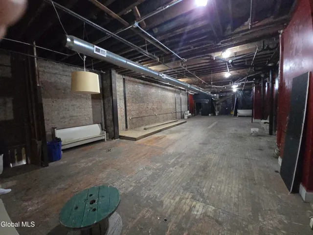 $1,100 | 5 Broadway, Troy, NY 12180