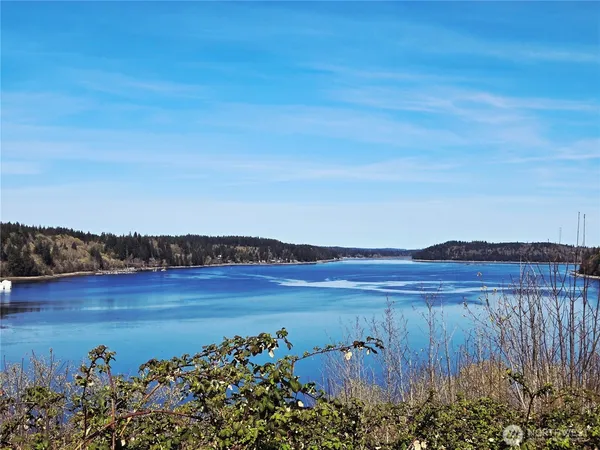 $599,900 | 1106 Fairmount Avenue, Shelton, WA 98584