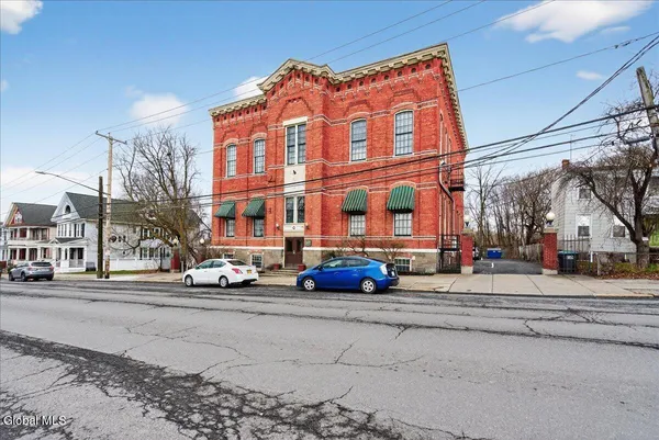 $181,000 | 196 Morton Avenue, Unit 103, Albany, NY 12202