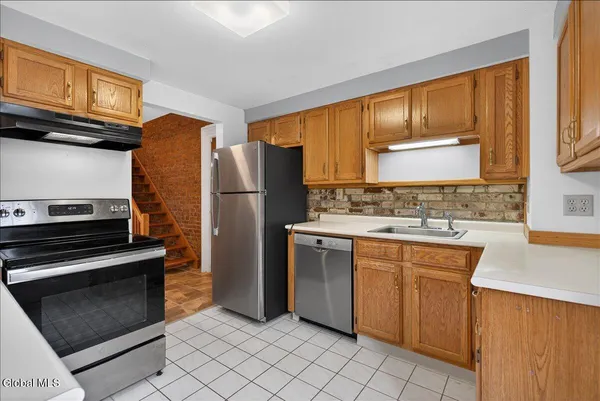 $181,000 | 196 Morton Avenue, Unit 103, Albany, NY 12202