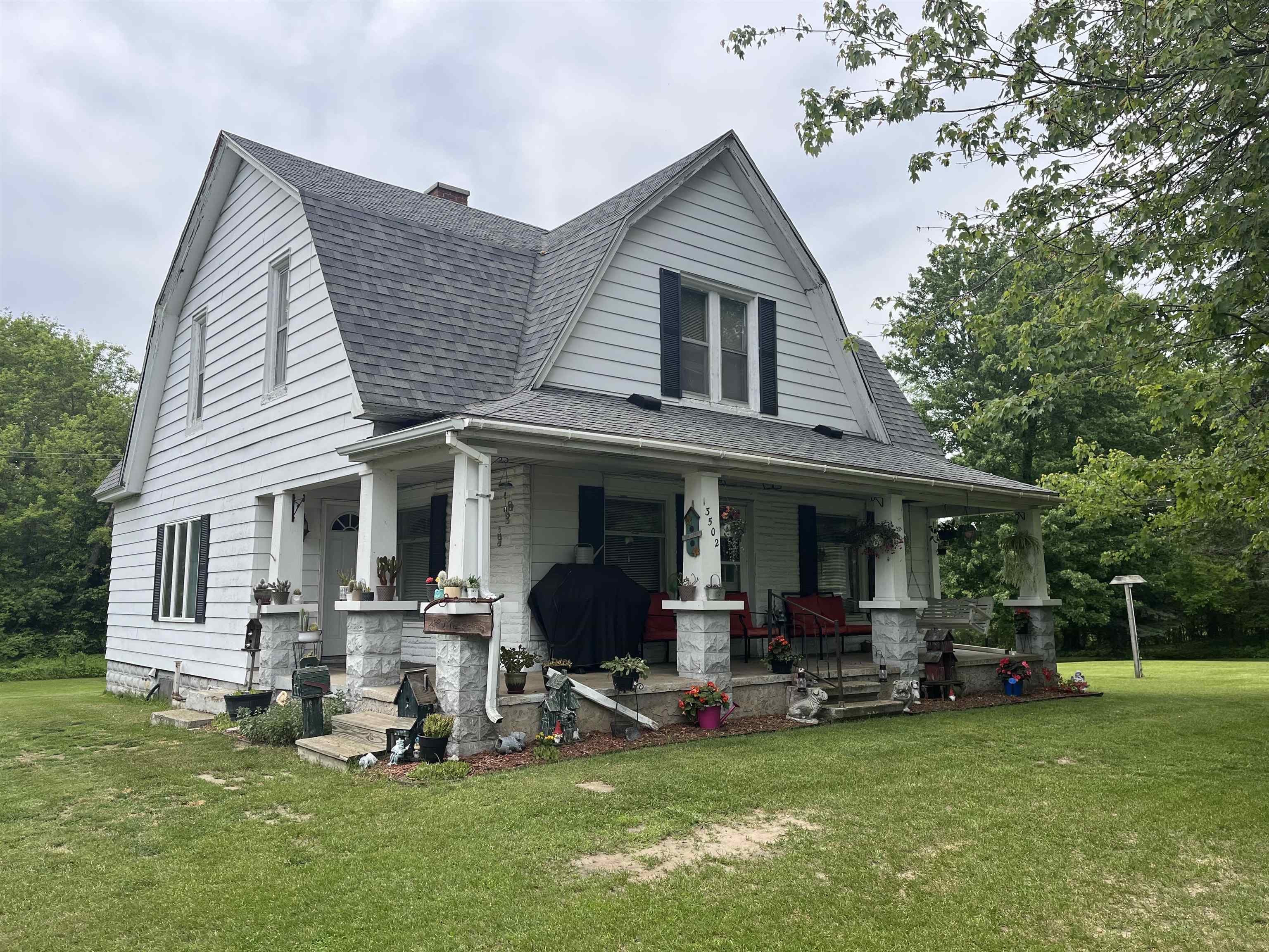 13502 Fowler Road Chesaning, MI 48616 - Photo 1 of 28 50143225-933979c1-37b2-404a-8433-33df440c8d26.JPG
