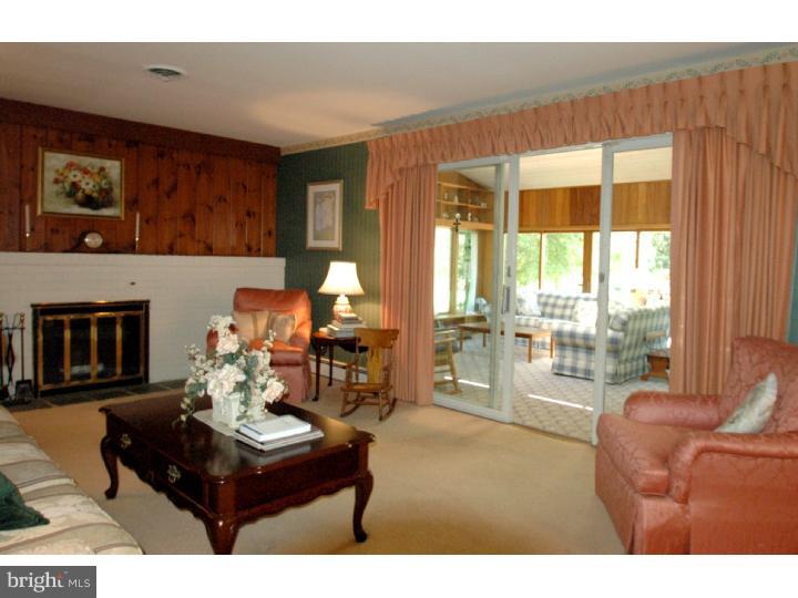 704 Rosedale Road Princeton, NJ 08540 - Photo 7 of 25 Living Room