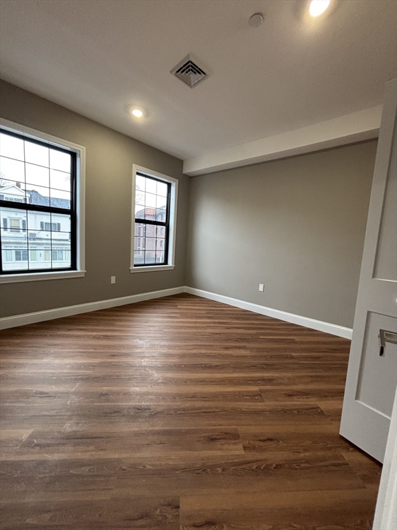 13 Nahant Street, Unit 2D Lynn, MA 01902 - Photo 31 of 33