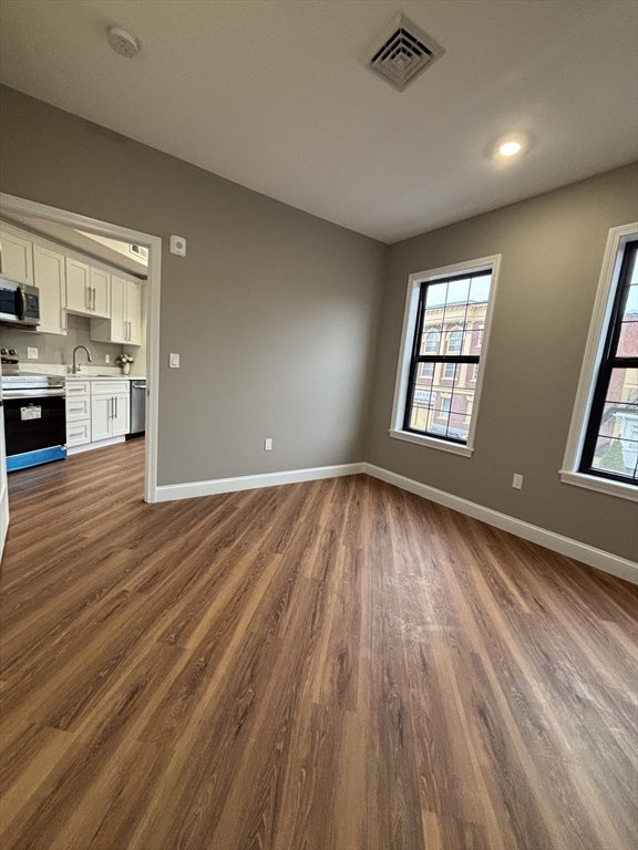 13 Nahant Street, Unit 2D Lynn, MA 01902 - Photo 9 of 33